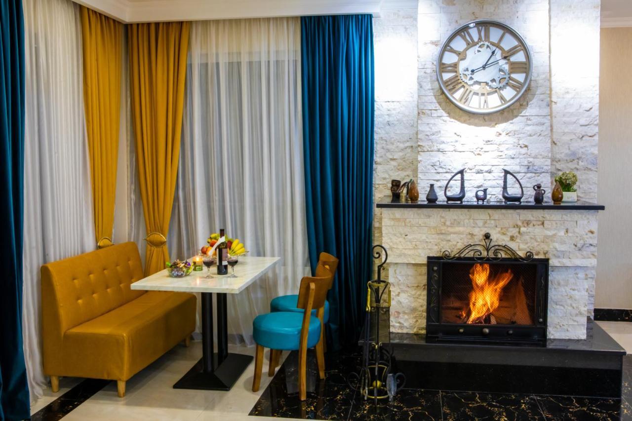 Blue Heaven Otel Bakuriani Dış mekan fotoğraf