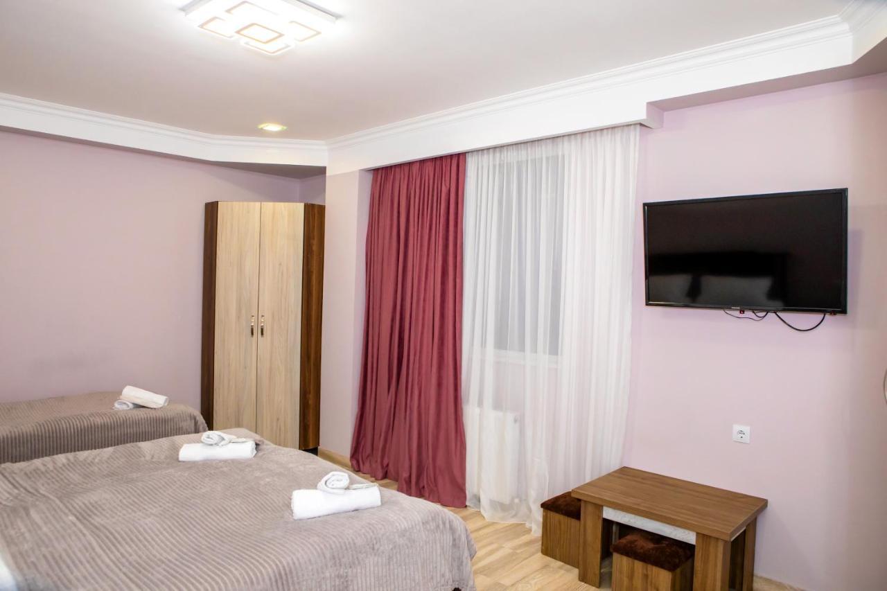 Blue Heaven Otel Bakuriani Dış mekan fotoğraf